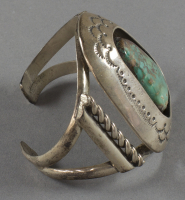 Navajo%20artist%2C%20%3Cb%3E%3Ci%3E%20Bracelet%3C%2Fi%3E%3C%2Fb%3E%2C%20ca.%201950%2C%20silver%20and%20turquoise%2C%20The%20Elizabeth%20Cole%20Butler%20Collection%2C%20no%20known%20copyright%20restrictions%2C%202012.92.164